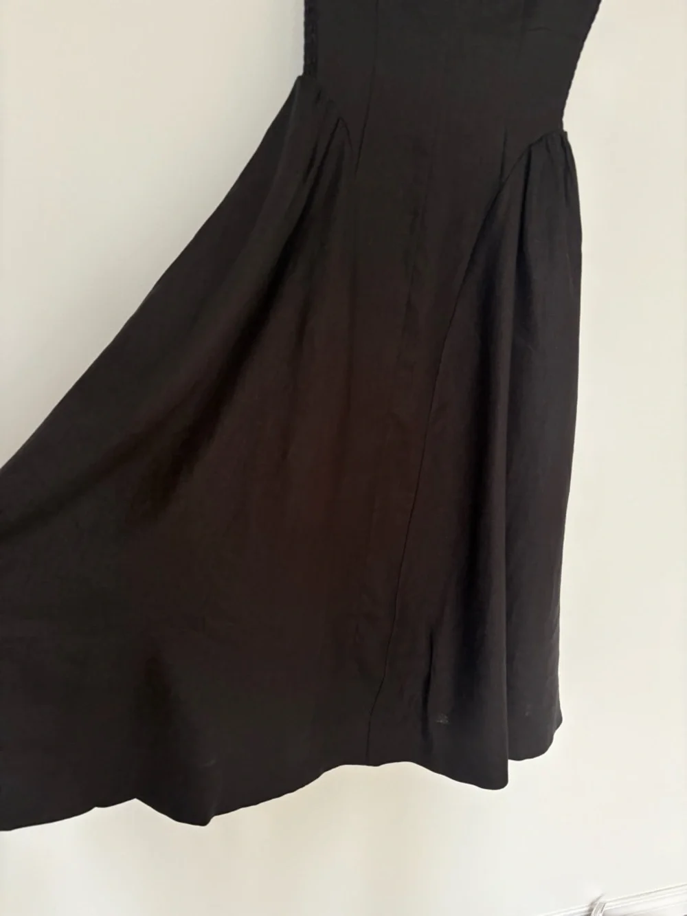 NEW Reformation Birdie Linen Sleeveless Midi Dress Black US 0 UK 4 - Picture 8 of 14